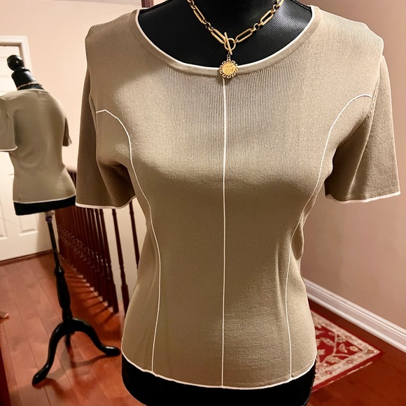 Liliana Tops - LILIANA Short Sleeved Top